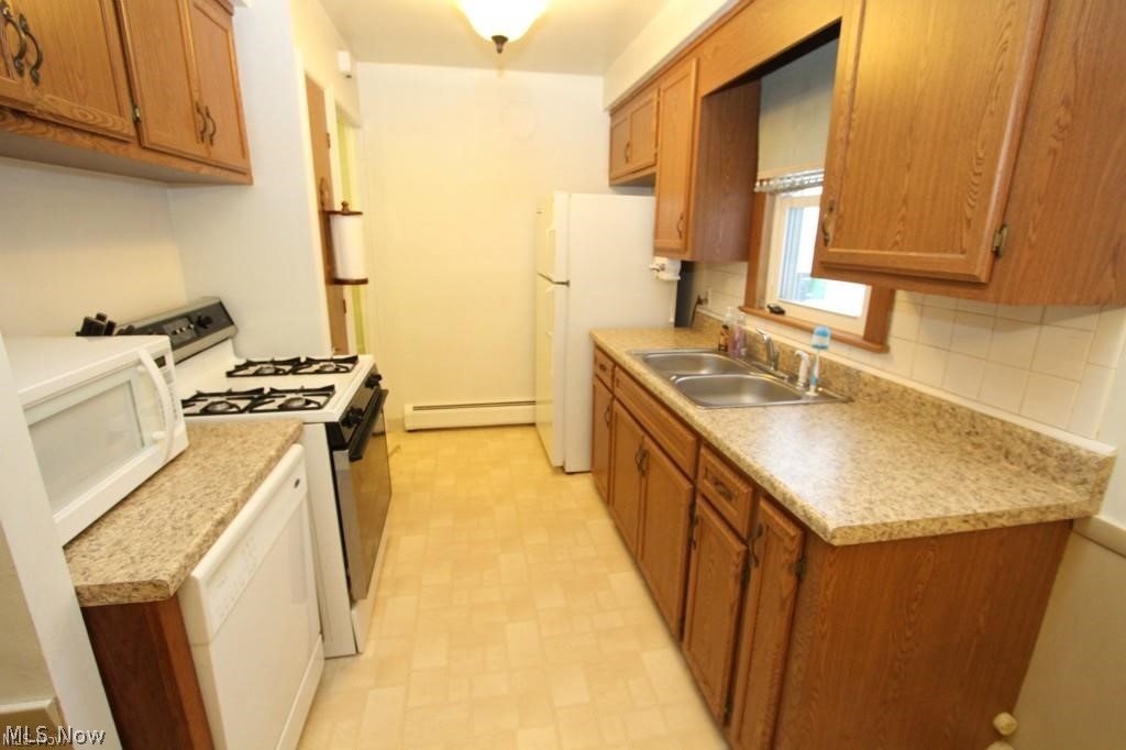 30301 Barjode Road Willowick, OH 44095 - Photo 3 of 22