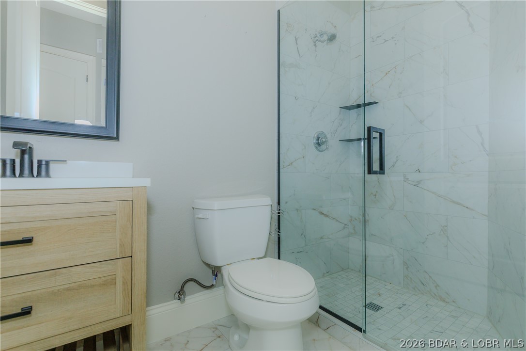 1184 Jeffries Road, Unit 115 Osage Beach, MO 65065 - Photo 7 of 34