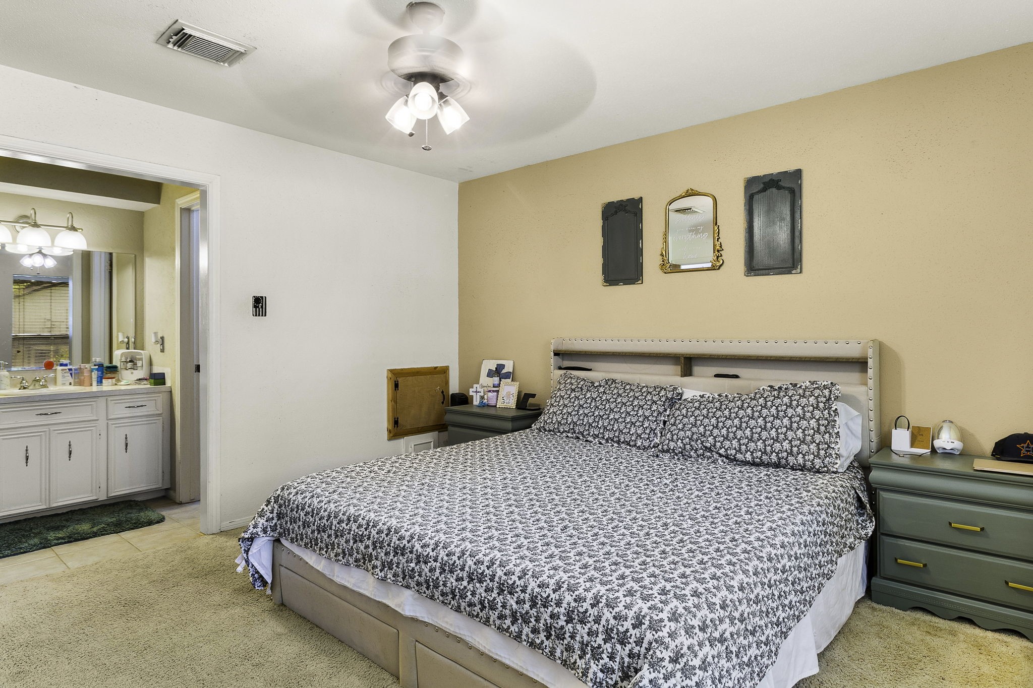 200 Manuel Road Shepherd, TX 77371 - Photo 25 of 29 Primary Bedroom and En Suite Bathroom