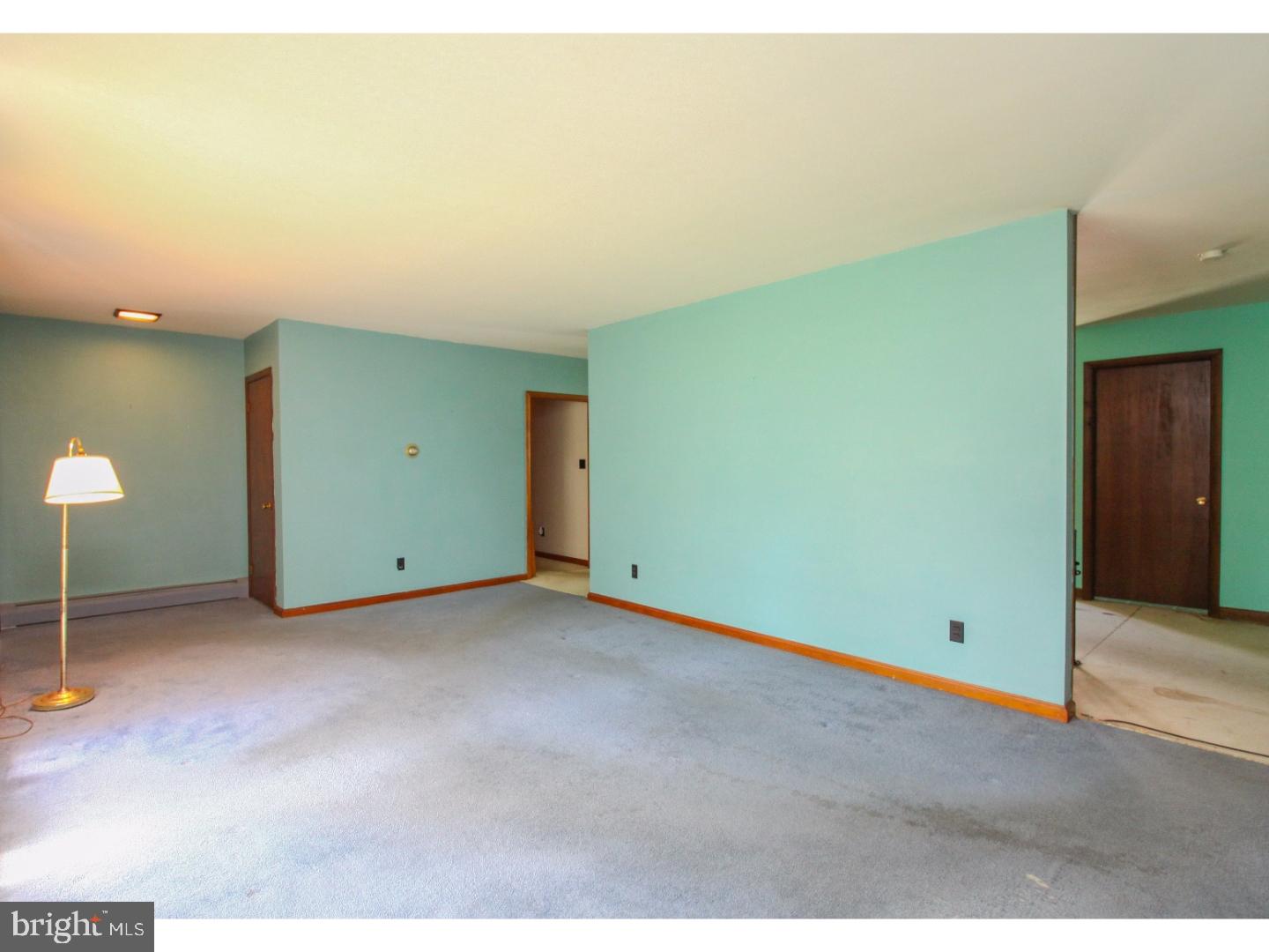 249 Church Road Medford, NJ 08055 - Photo 3 of 25 Living Room