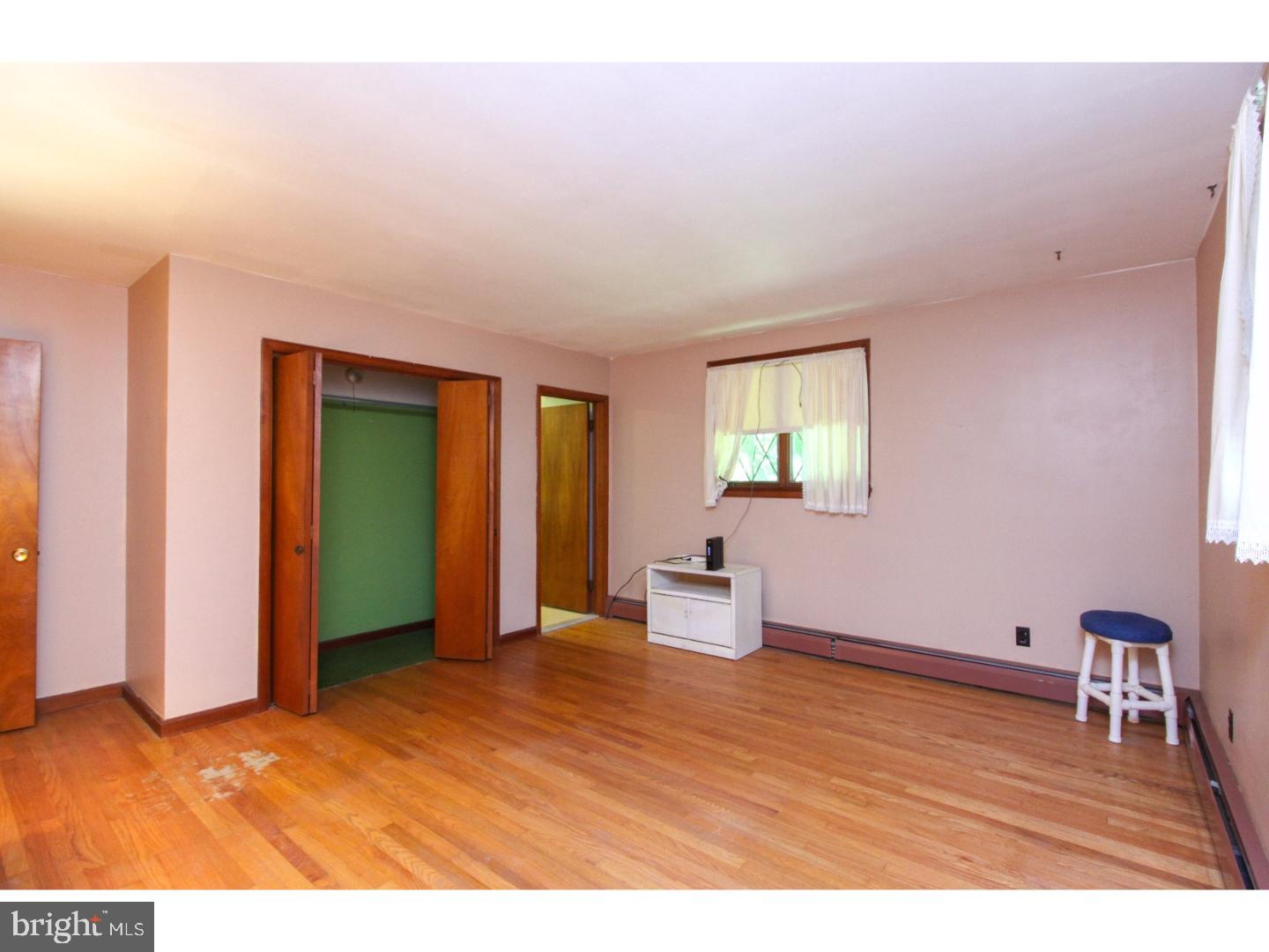 249 Church Road Medford, NJ 08055 - Photo 10 of 25 Master Bedroom