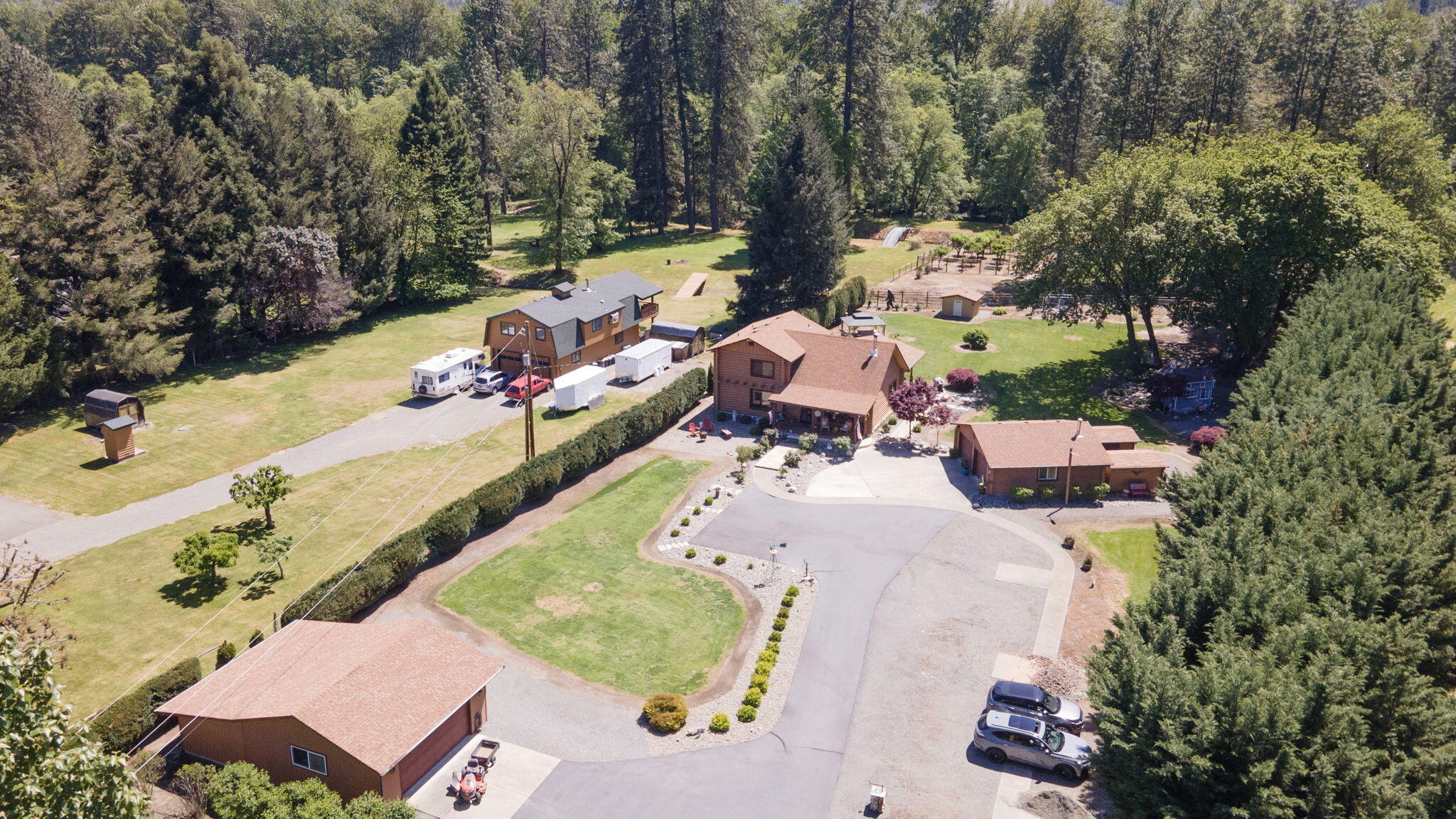 8110 New Hope Road Grants Pass, OR 97527 - Photo 4 of 80 73-web-or-mls-8110-new-hope-rd