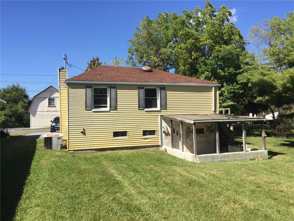 6340 Chapmans Road Allentown, PA 18104 - Photo 3 of 10 Gallery Image 3
