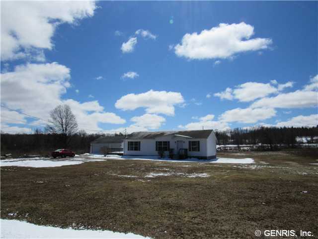 7244 Selden Road Le Roy, NY 14482 - Photo 1 of 1 Exterior Front