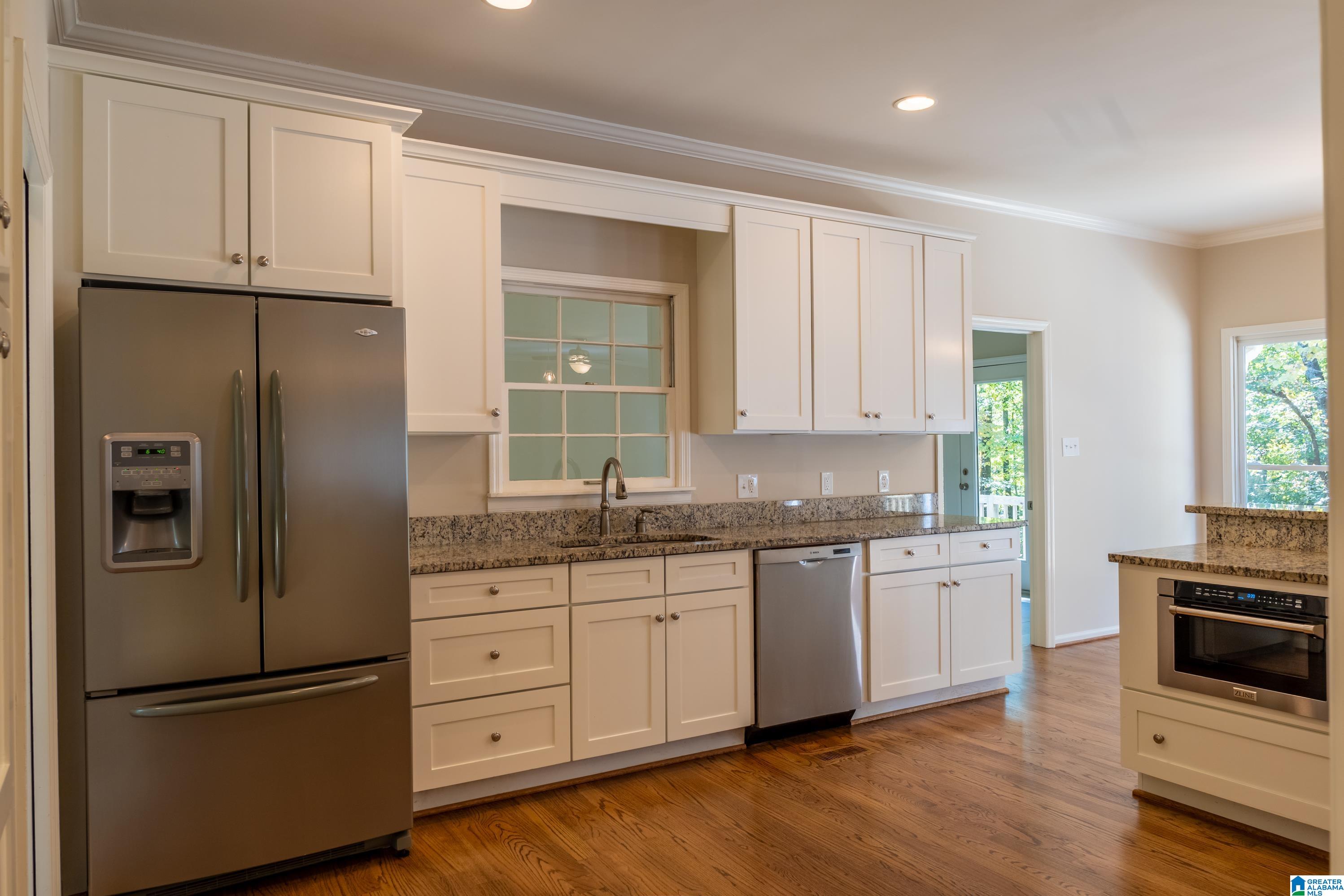 660 Canyon Ridge Road Sylacauga, AL 35151 - Photo 11 of 87