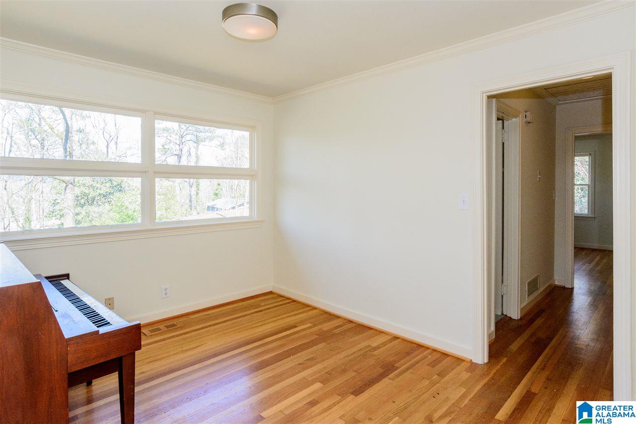 1423 Overlook Road Birmingham, AL 35209 - Photo 6 of 33