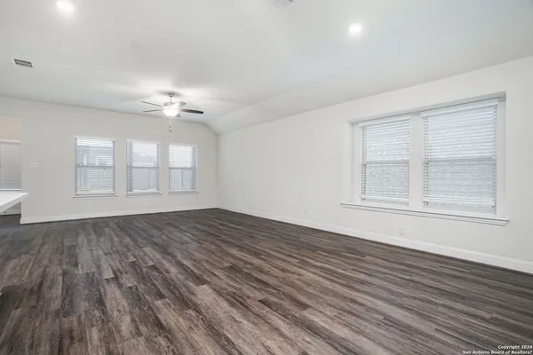 $3,000 | 109 Giverny, Boerne, TX 78006