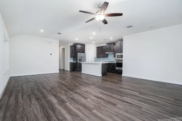 $3,000 | 109 Giverny, Boerne, TX 78006