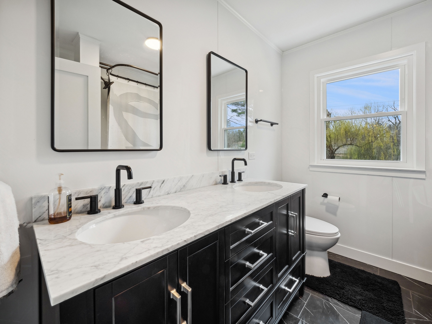 111 Brookhill Road Libertyville, IL 60048 - Photo 20 of 25 Gallery Image 20