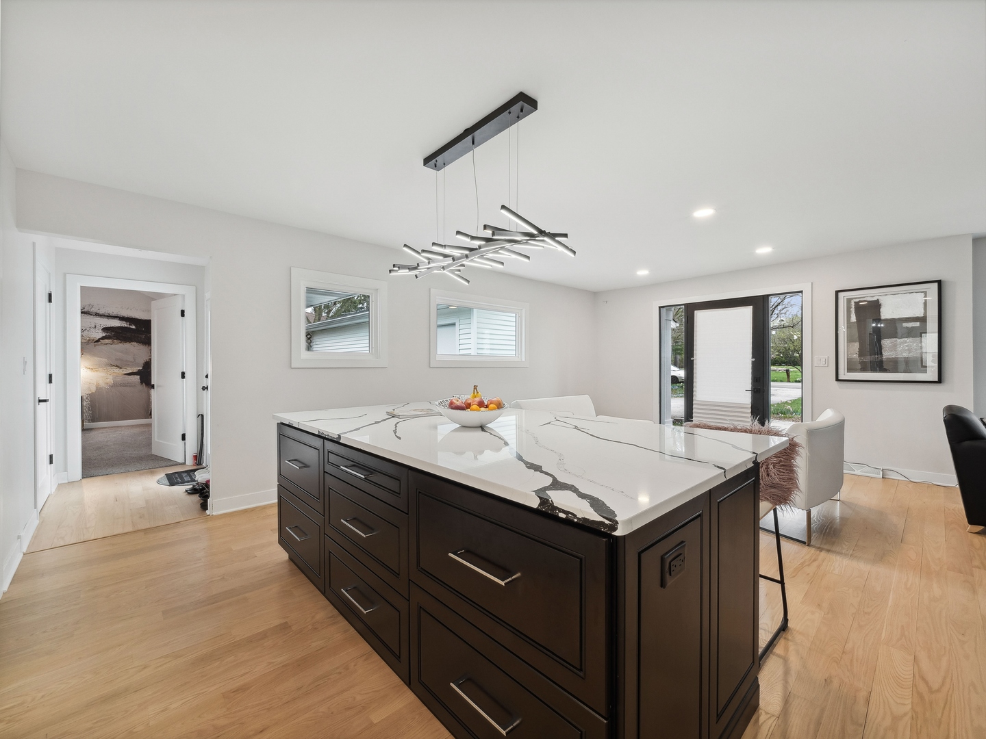 111 Brookhill Road Libertyville, IL 60048 - Photo 6 of 25 Gallery Image 6