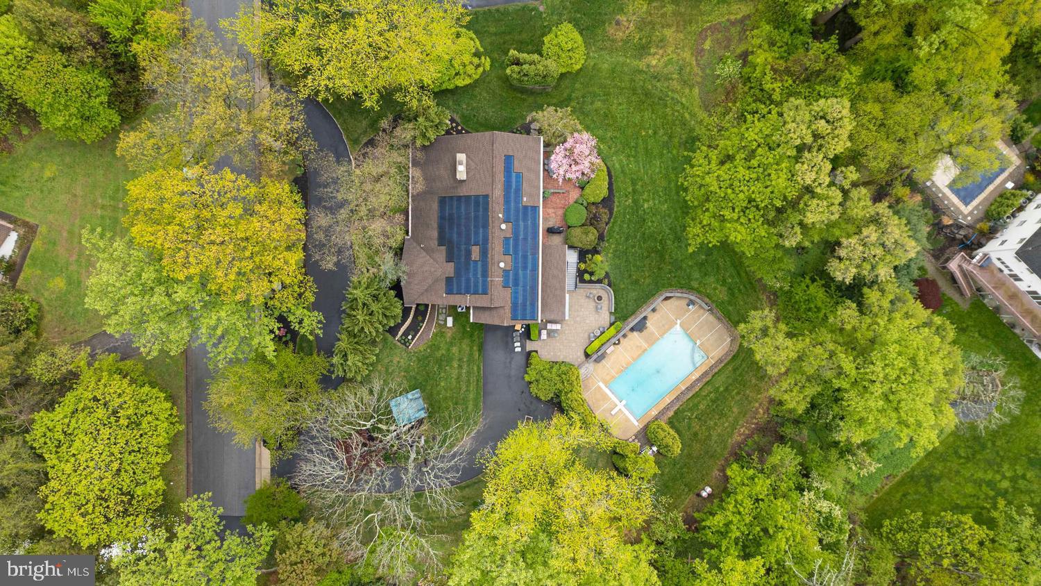 1074 Pheasant Road Rydal, PA 19046 - Photo 51 of 51 Aerial view (Drone Image)