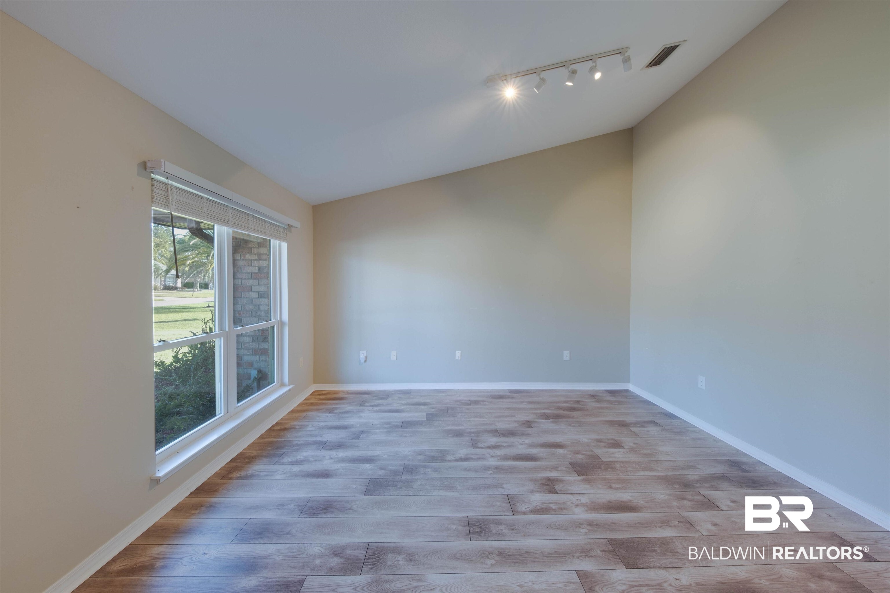 9462 Lakeview Drive Foley, AL 36535 - Photo 3 of 50 Office featuring vaulted ceiling and light hardwood / wood-style floors