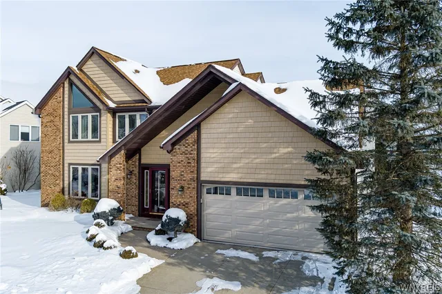 $499,900 | 111 Brenridge Drive, Amherst, NY 14051