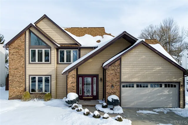 $499,900 | 111 Brenridge Drive, Amherst, NY 14051