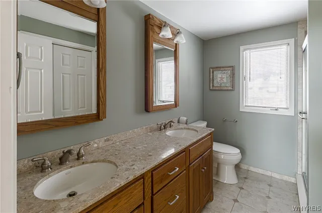 $499,900 | 111 Brenridge Drive, Amherst, NY 14051