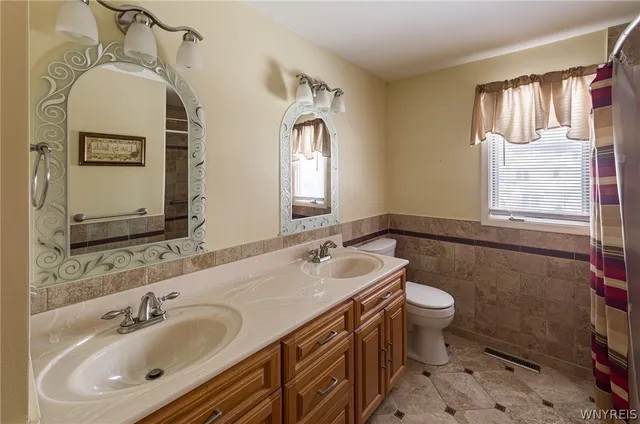 $499,900 | 111 Brenridge Drive, Amherst, NY 14051