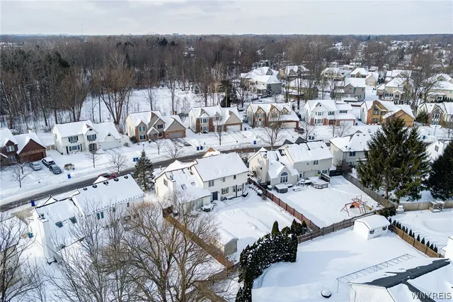 $499,900 | 111 Brenridge Drive, Amherst, NY 14051