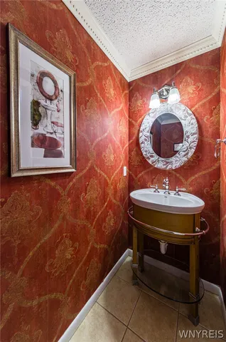 $499,900 | 111 Brenridge Drive, Amherst, NY 14051