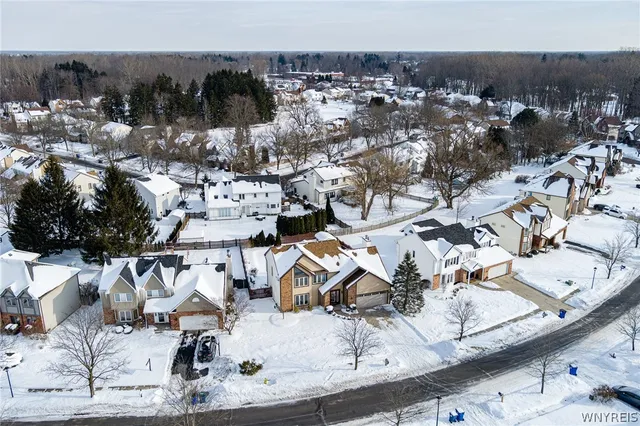 $499,900 | 111 Brenridge Drive, Amherst, NY 14051