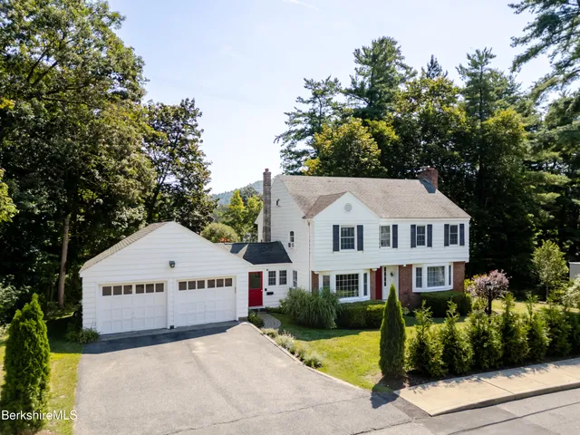 $889,000 | 11 Prospect Street, Great Barrington, MA 01230