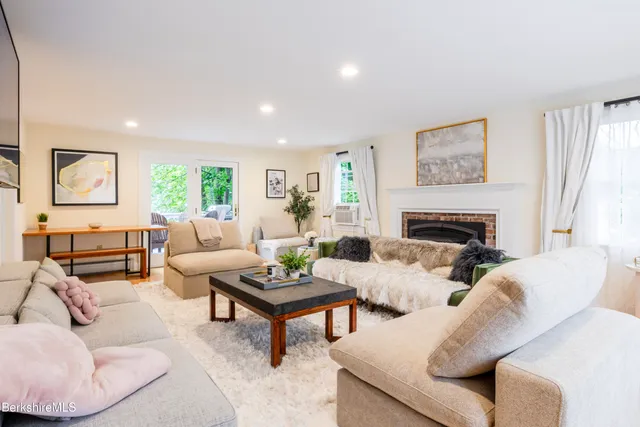 $889,000 | 11 Prospect Street, Great Barrington, MA 01230