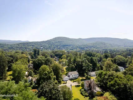 $889,000 | 11 Prospect Street, Great Barrington, MA 01230