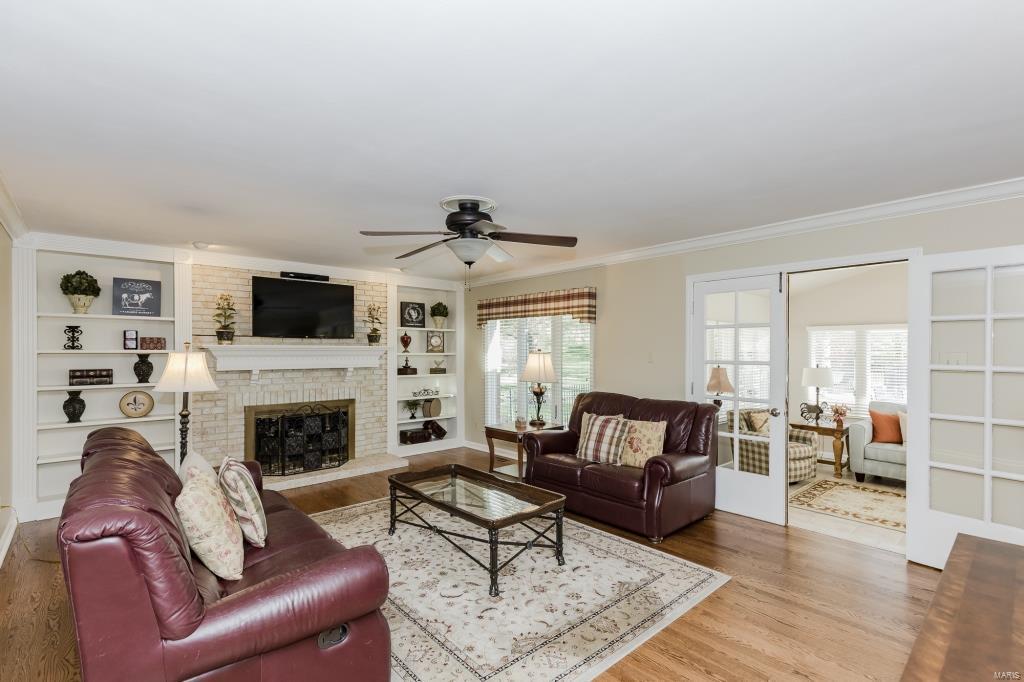 15868 Richborough Road Chesterfield, MO 63017 - Photo 9 of 51 Gallery Image 9