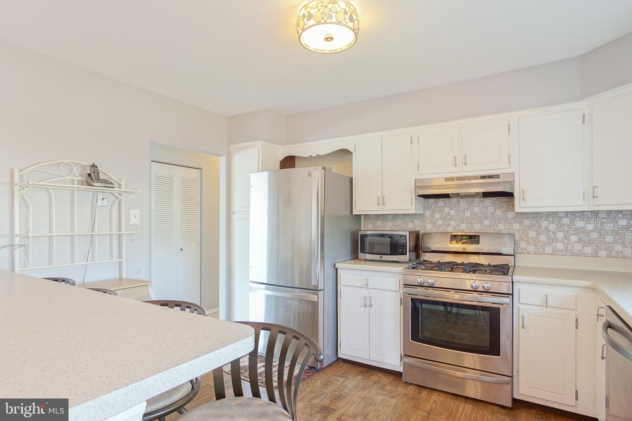 2 Stone River Road Clementon, NJ 08021 - Photo 14 of 32