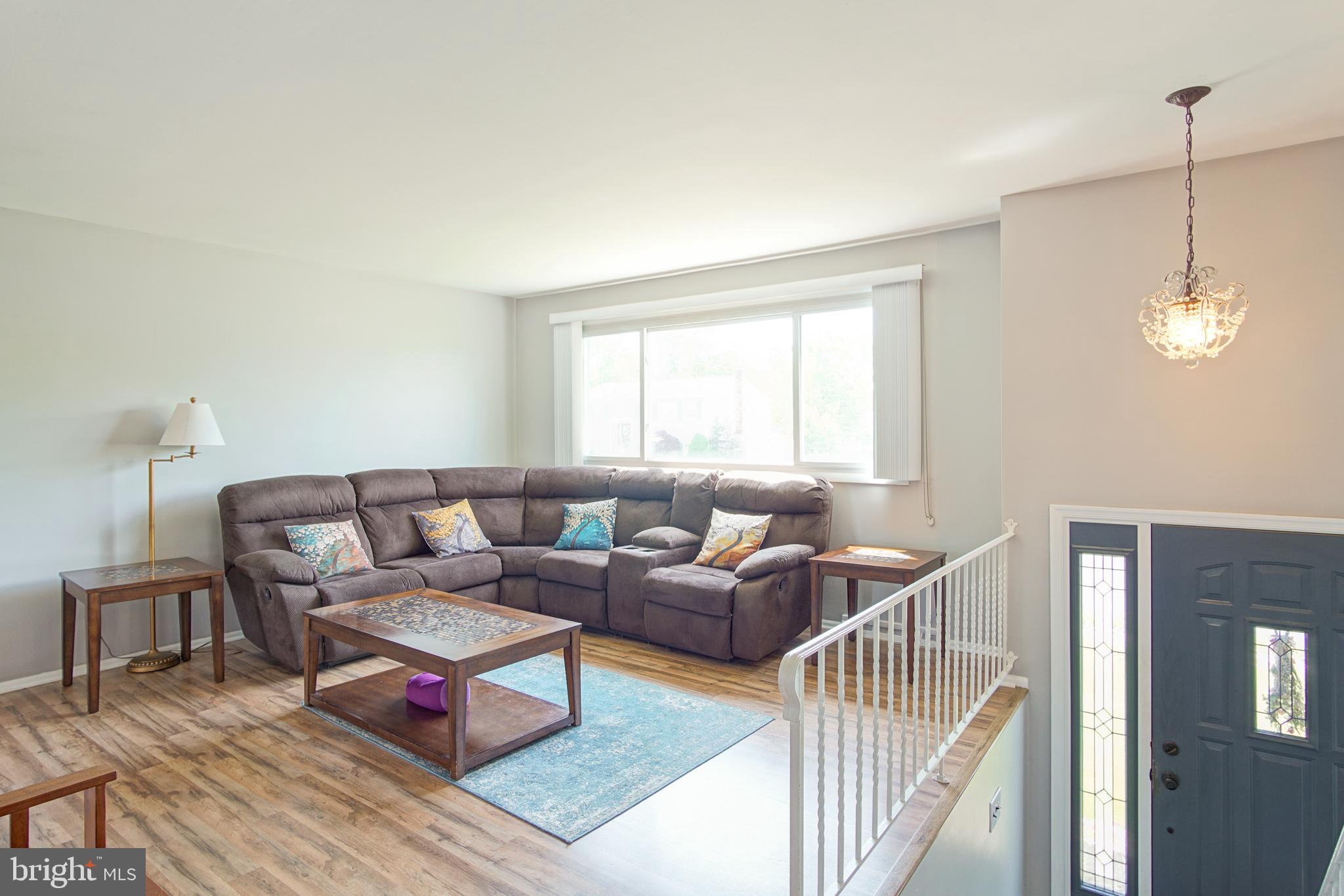2 Stone River Road Clementon, NJ 08021 - Photo 8 of 32