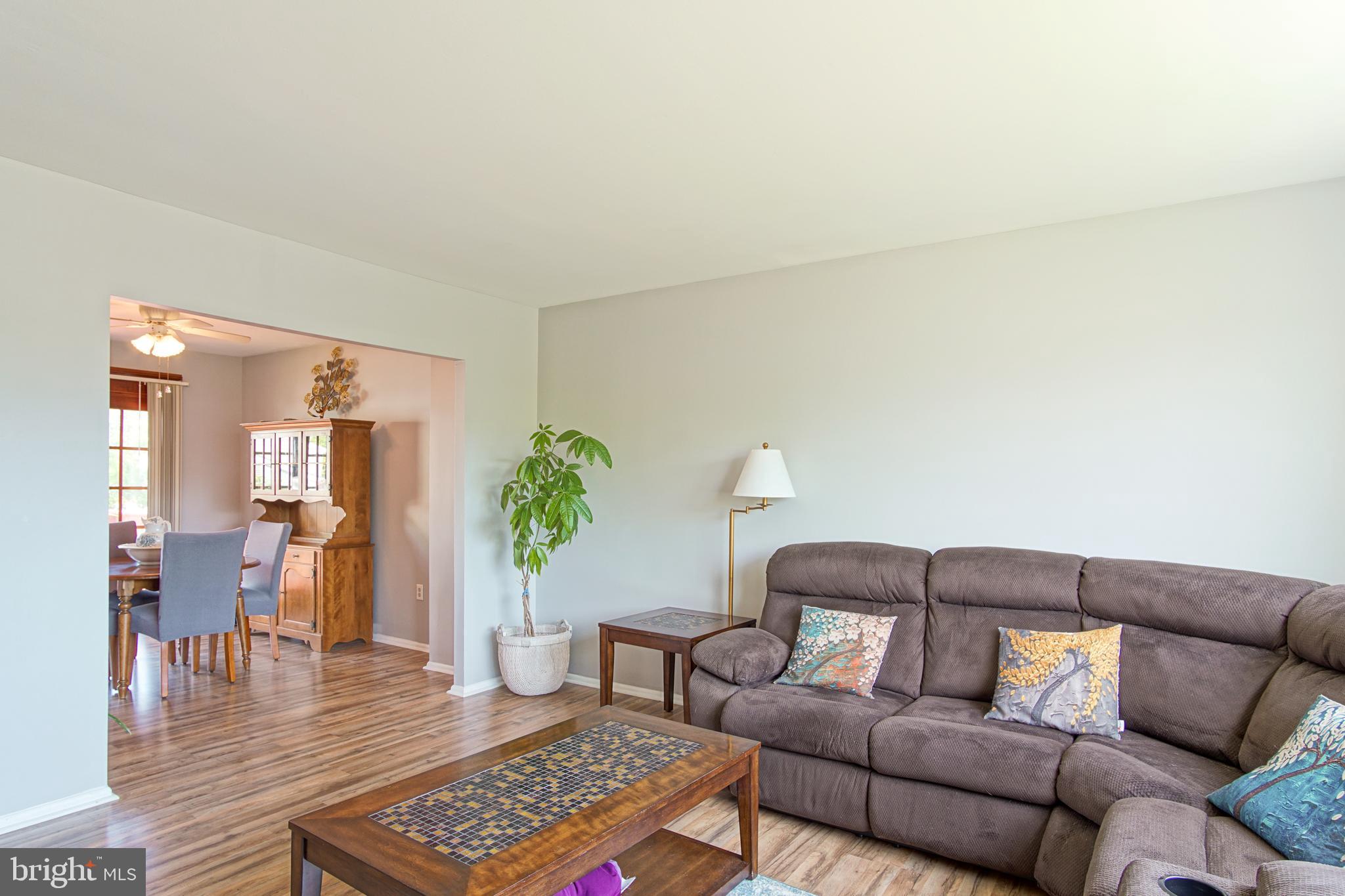 2 Stone River Road Clementon, NJ 08021 - Photo 9 of 32