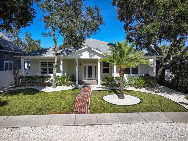 $899,000 | 416 Indiana Avenue, Crystal Beach, FL 34683