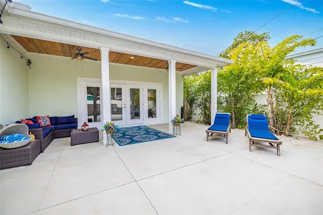 $975,000 | 416 Indiana Avenue, Crystal Beach, FL 34683