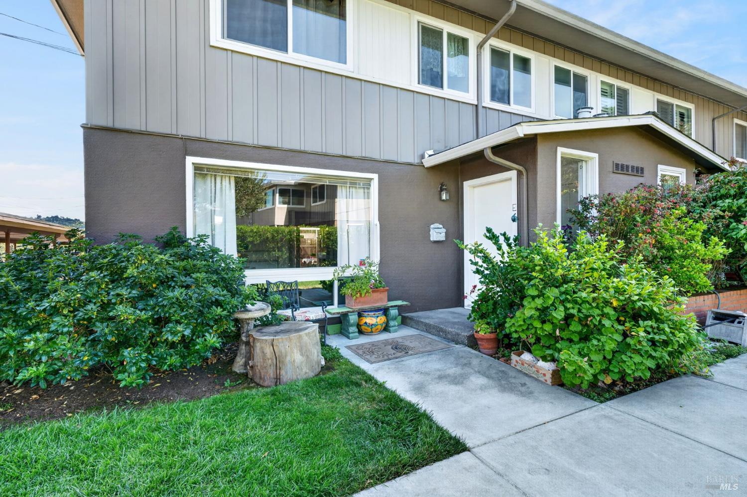 1072 Los Gamos Road, Unit E San Rafael, CA 94903 - Photo 1 of 27 Gallery Image 1