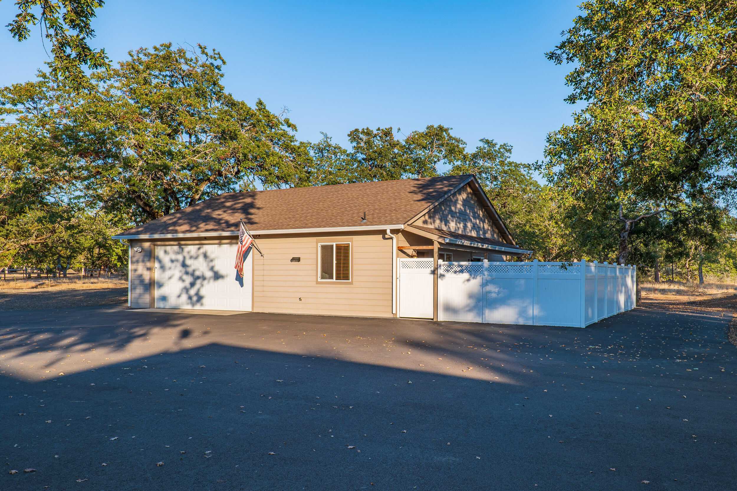 350 South Obenchain Road Eagle Point, OR 97524 - Photo 54 of 64 350SObenchainRd-043