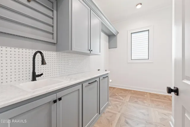 $899,000 | 301 Gunter Grass Court, Lafayette, LA 70508