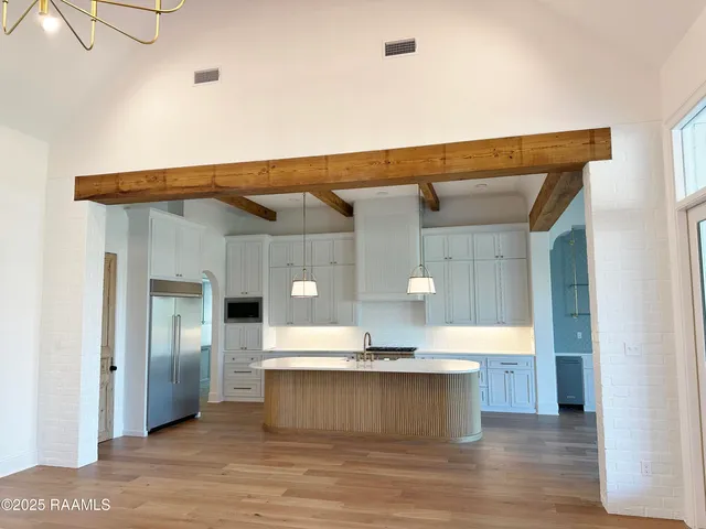 $899,000 | 301 Gunter Grass Court, Lafayette, LA 70508