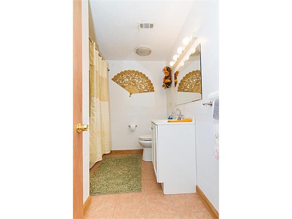57 Victory Road, Unit 1 Boston, MA 02122 - Photo 8 of 18 Gallery Image 8