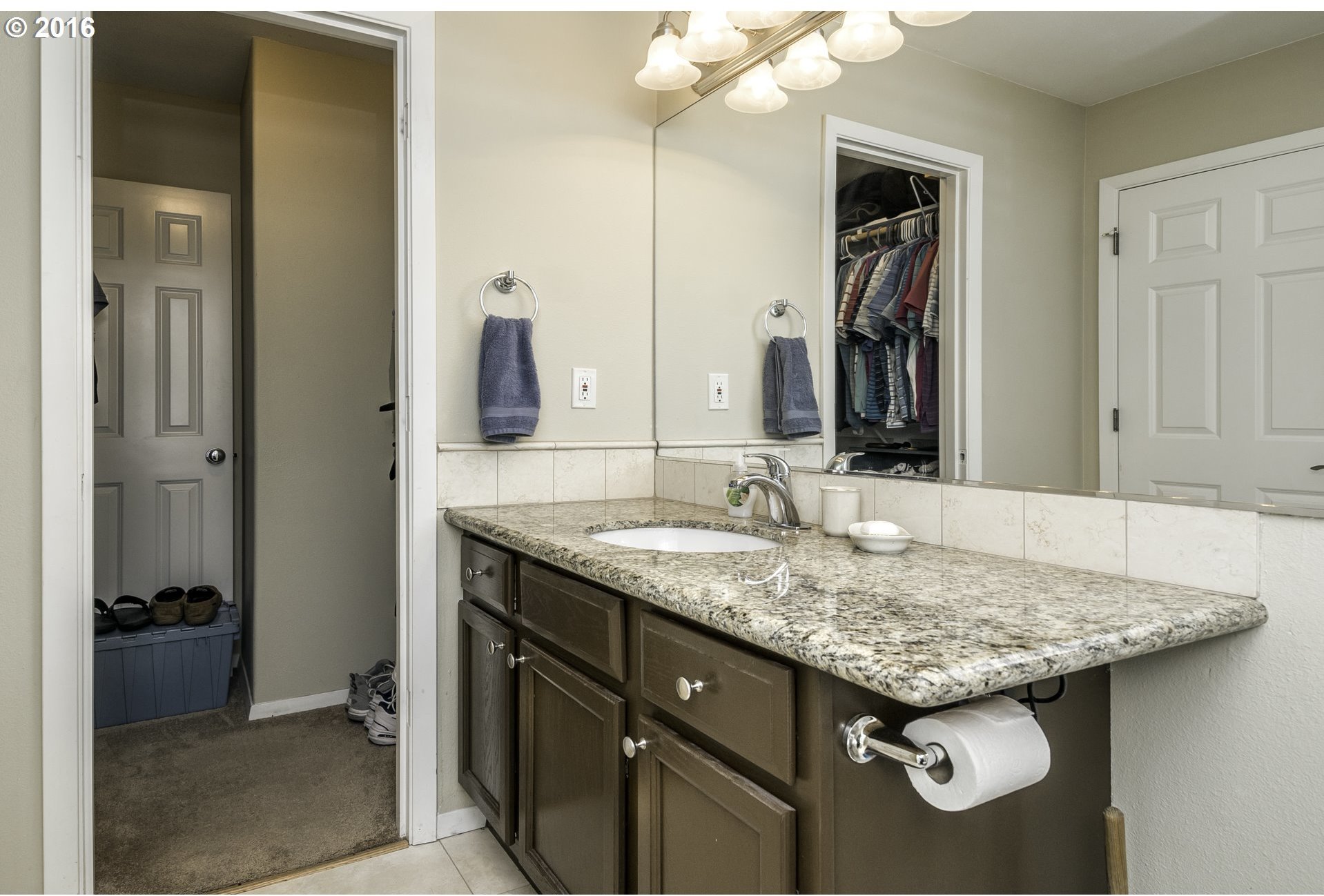 20786 Northeast Rockspring Street Beaverton, OR 97006 - Photo 13 of 22 Gallery Image 13