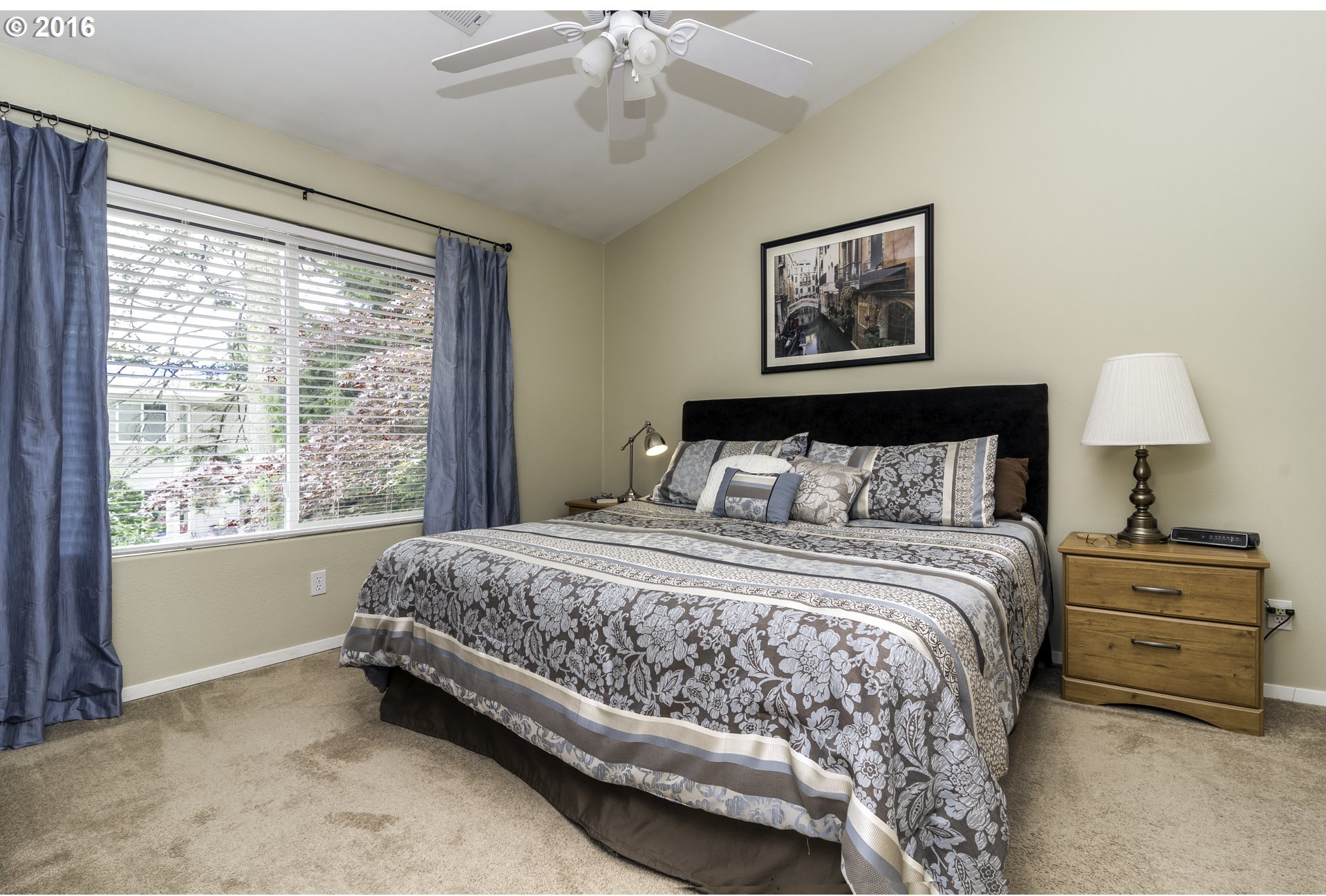 20786 Northeast Rockspring Street Beaverton, OR 97006 - Photo 9 of 22 Gallery Image 9