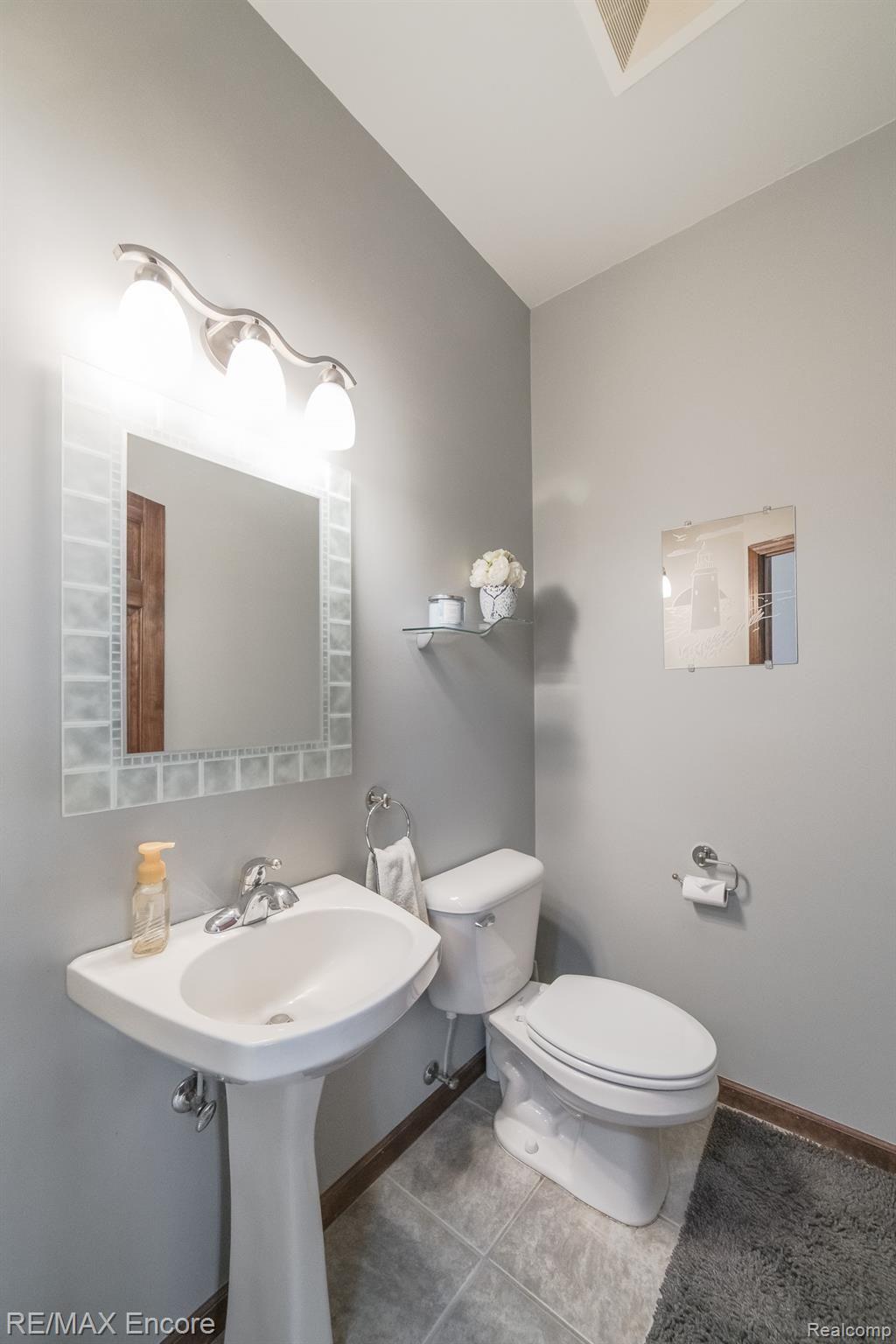 9841 Kier Road Holly, MI 48442 - Photo 21 of 46 9841 Kier-21.jpg
