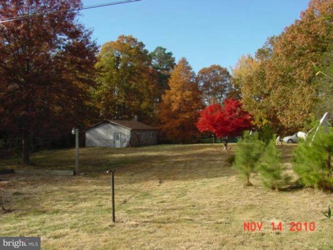 21225 Three Notch Road Lexington Park, MD 20653 - Photo 3 of 5 Back yard