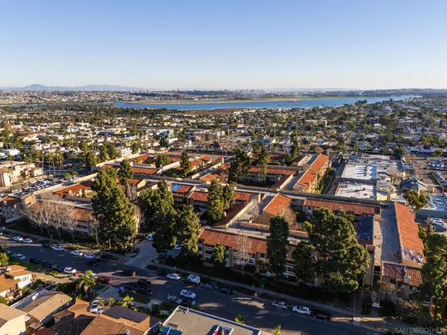 $470,000 | 1855 Diamond Street, Unit 5232, San Diego, CA 92109