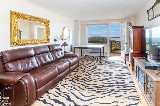 $350,000 | 5700 Arlington Avenue, Unit 20S | North Riverdale