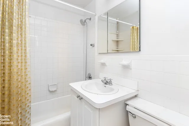 $350,000 | 5700 Arlington Avenue, Unit 20S | North Riverdale