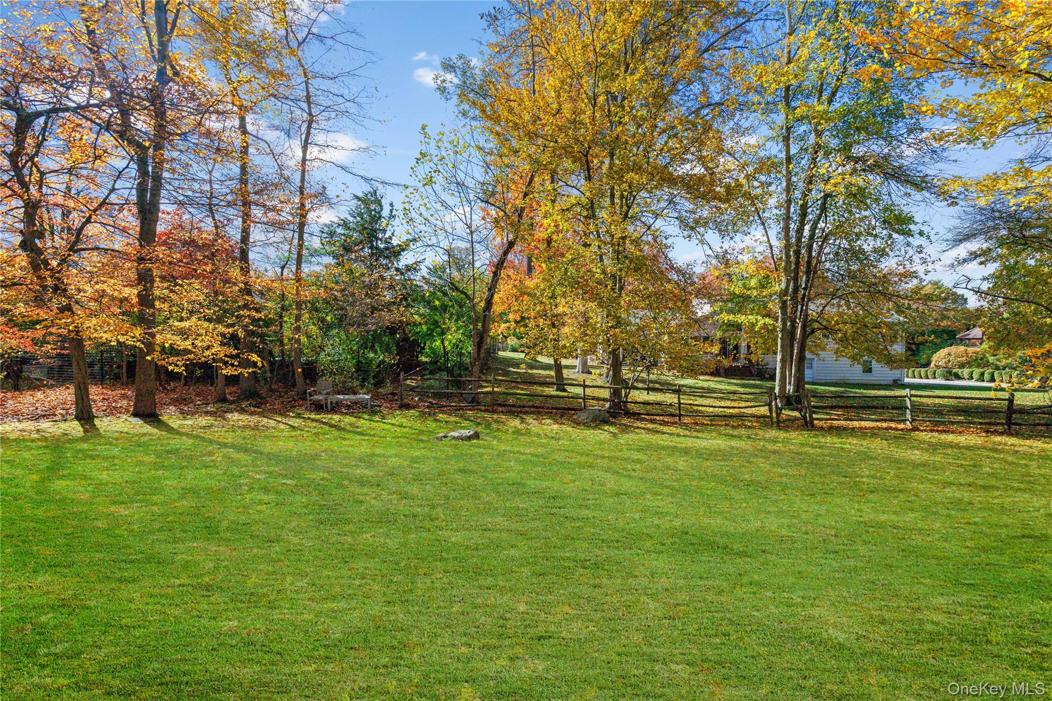 8 Douglas Circle Rye, NY 10580 - Photo 31 of 36 The property is ideal for playing outdoor games.