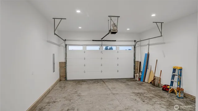 a view of a room with an empty space