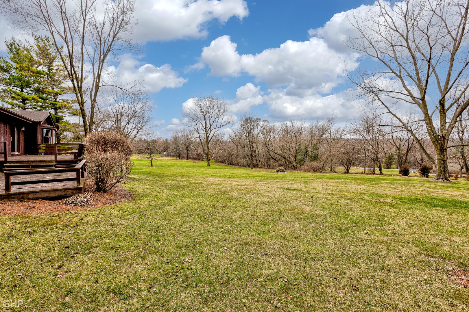 3027 Red Barn Road Crystal Lake, IL 60012 - Photo 36 of 40 a view of yard with tree s