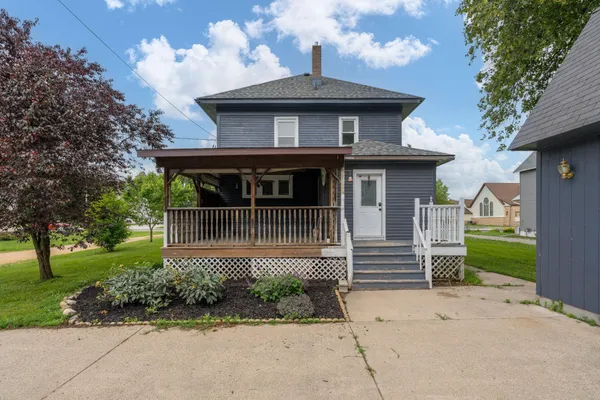 $125,000 | 240 Cleveland Avenue West, Winnebago, MN 56098