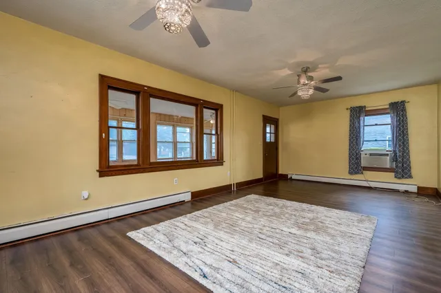 $129,000 | 240 Cleveland Avenue West, Winnebago, MN 56098