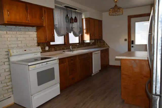 $129,000 | 240 Cleveland Avenue West, Winnebago, MN 56098